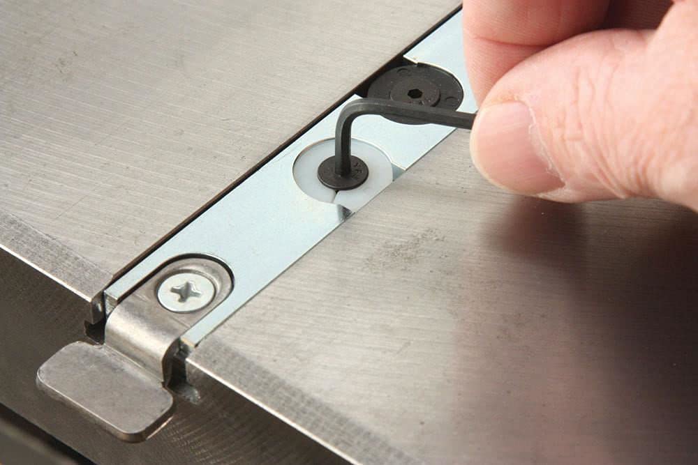 Miter Gauge with Telescoping Fence and Flip Shop Stop C509