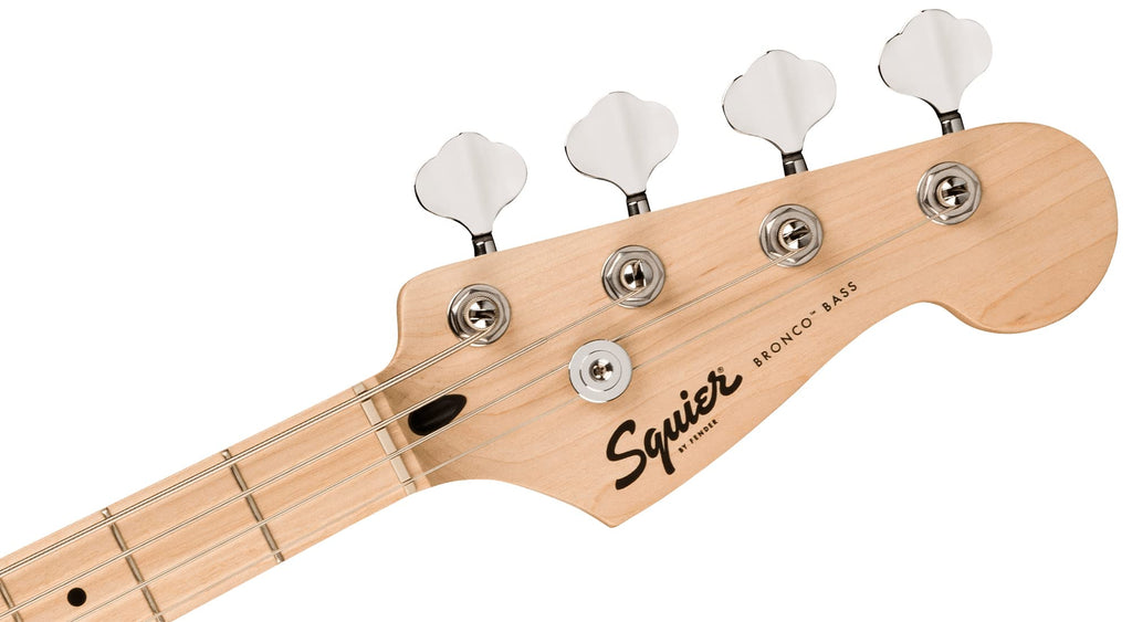 Arctic White Bass Guitar with Amplifier and Cable Q29973