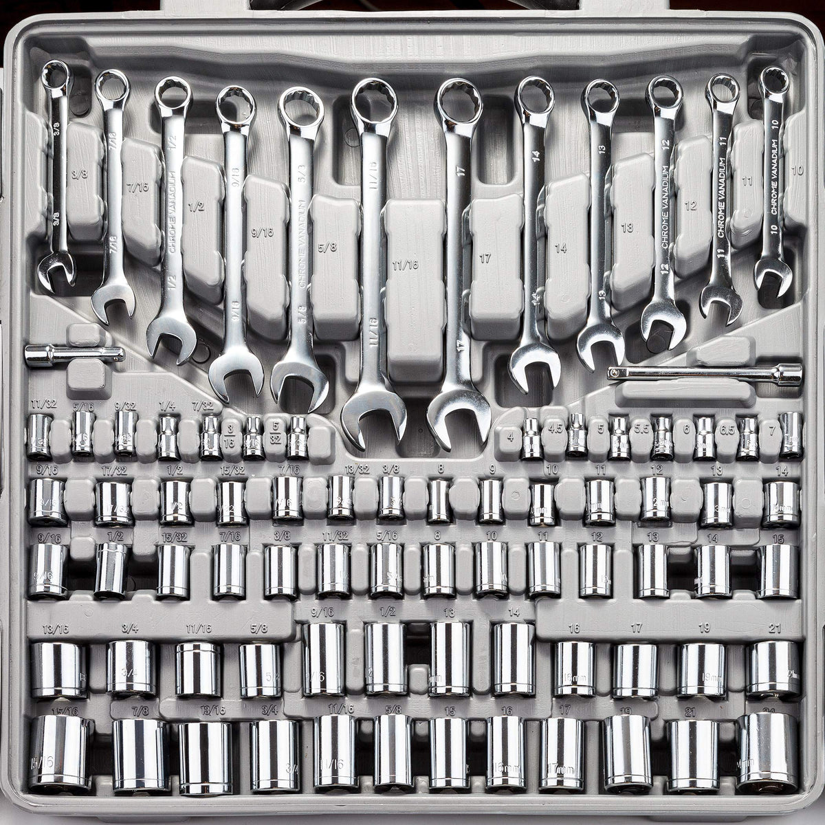 205-Piece Ratchet Wrench Tool Set V56663